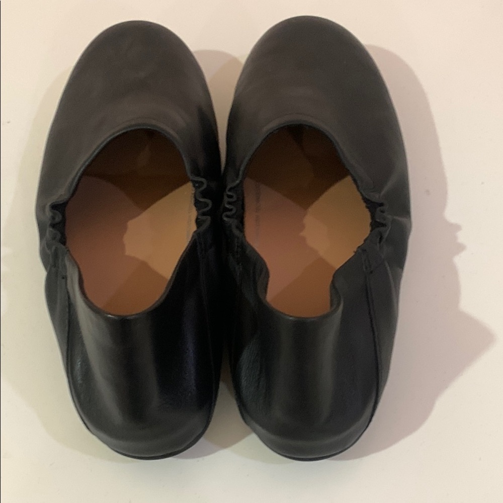 Fitflop Black Leather Slip-On Flats - Picture 9 of 12